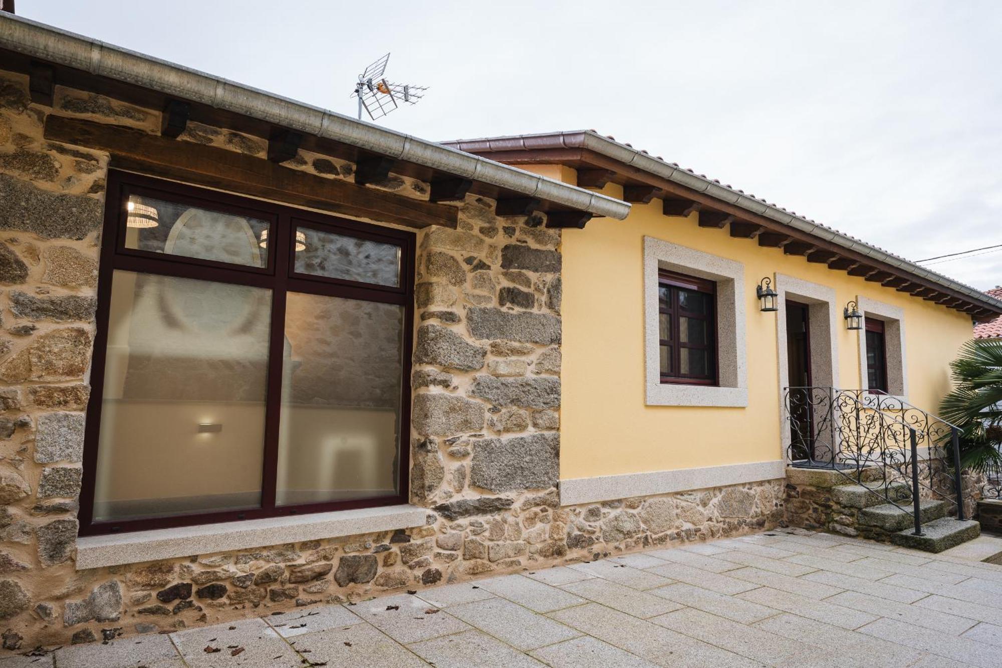 Casa Sancristan. Holiday home
